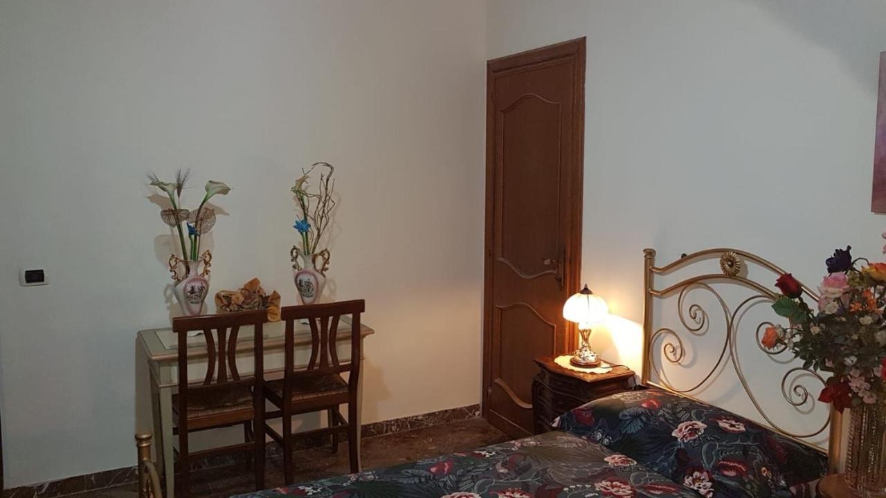 Vecchia Dimora Apartment Marino Bagian luar foto
