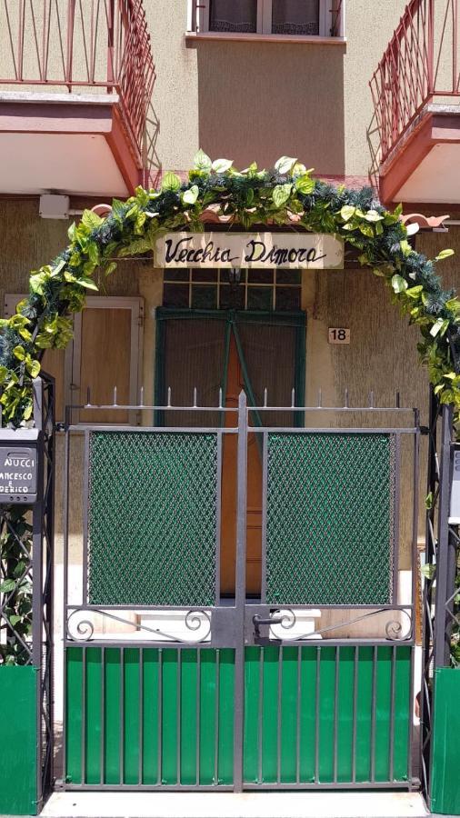 Vecchia Dimora Apartment Marino Bagian luar foto